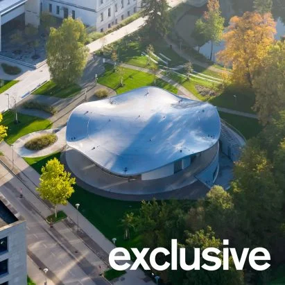Reflective Design Redefines Visitor Experience at VISTA Science Centre in Austria