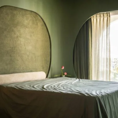 Mumbai Apartment Embraces Serenity with Inspired Design from Kerala's Backwaters